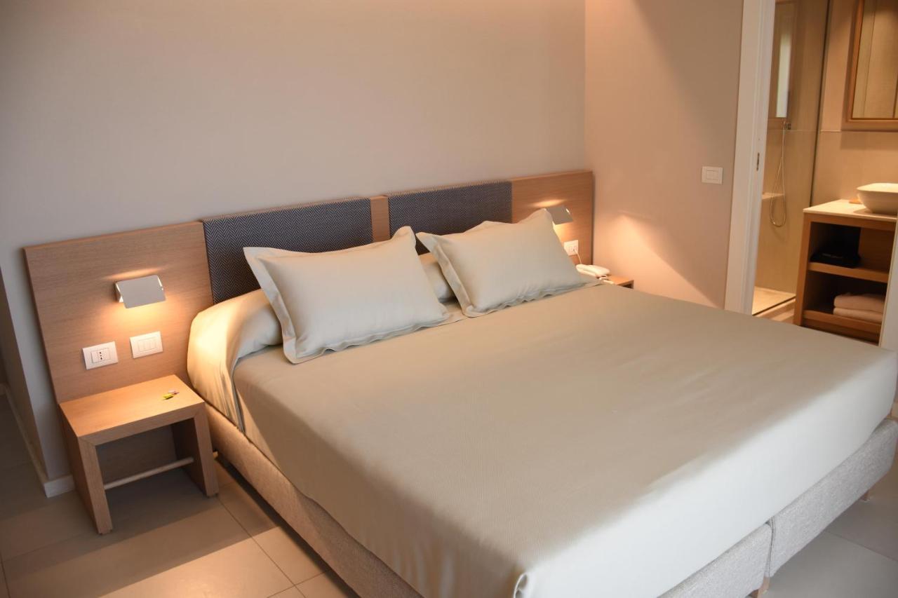Domu Simius Life Style Hotel Villasimius Exterior foto